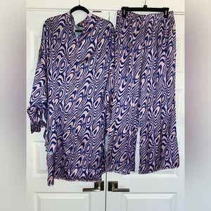 Swirl satin play suit - new without tags